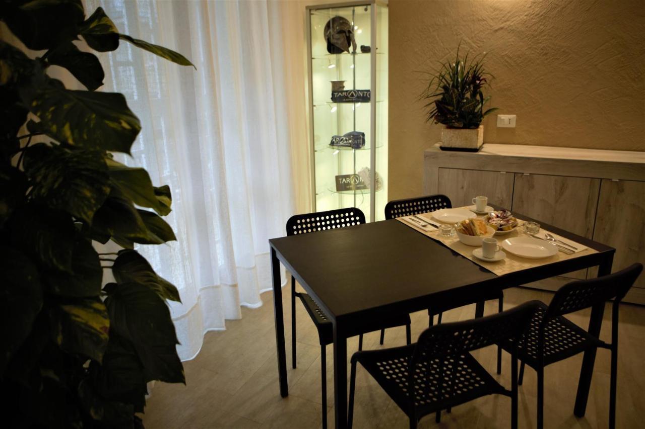 Phalanthos Taranto Bed & Breakfast Exterior photo